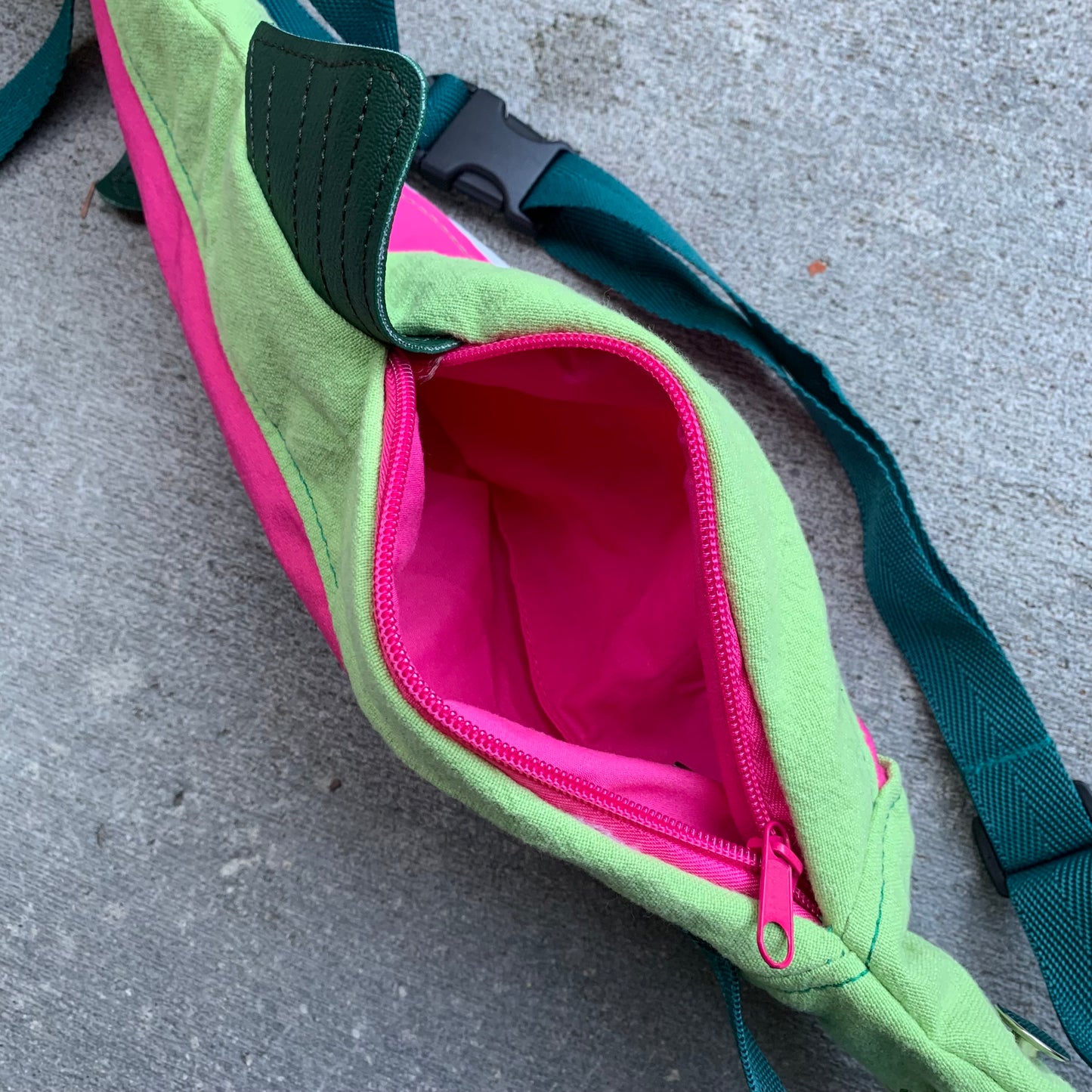 Rainbow Trout Crossbody Bag: Lime/Magenta/White