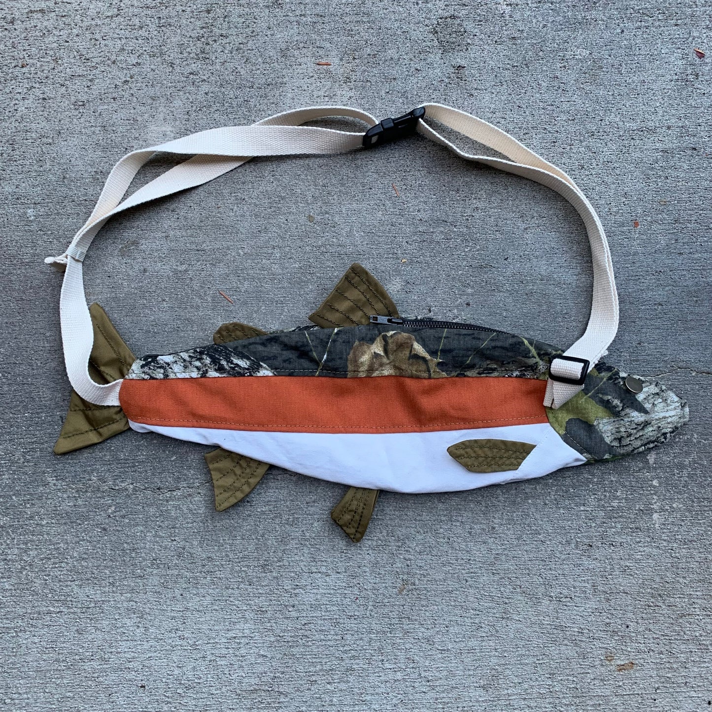 Rainbow Trout Crossbody Bag: Camo